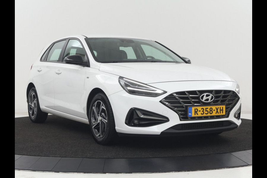 Hyundai i30 1.0 T-GDi MHEV Comfort Smart | Carplay | Full LED | Keyless | Camera | Navigatie | DAB | Parkeerhulp | Climate control | Bluetooth | Cruise control