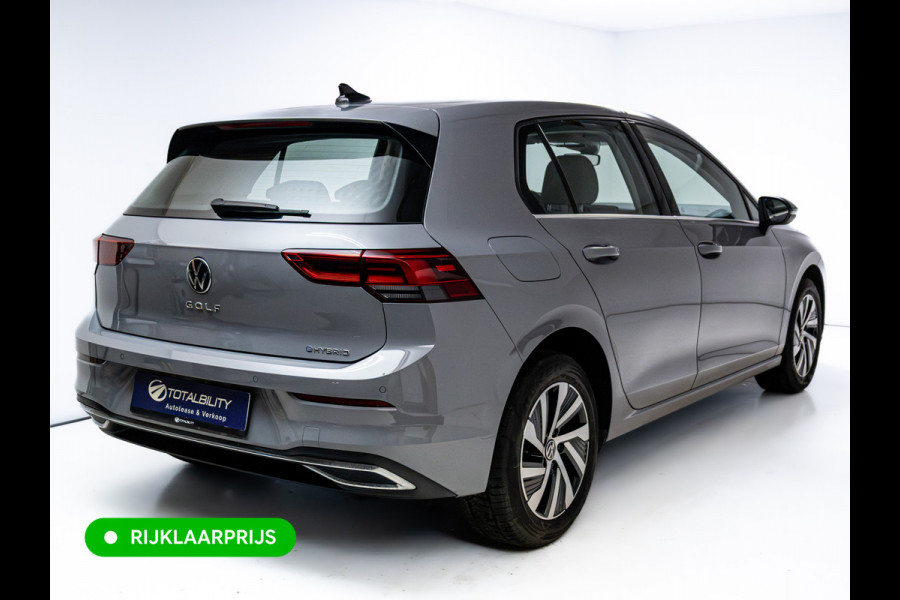 Volkswagen Golf 1.4 eHybrid Style | Standkachel | Stuur-, Stoel- & Achterbankverw. | Adap. Cruise | Travel assist | Camera, Ergo Active stoel met massage, IQ Led