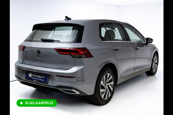 Volkswagen Golf 1.4 eHybrid Style | Standkachel | Stuur-, Stoel- & Achterbankverw. | Adap. Cruise | Travel assist | Camera, Ergo Active stoel met massage, IQ Led