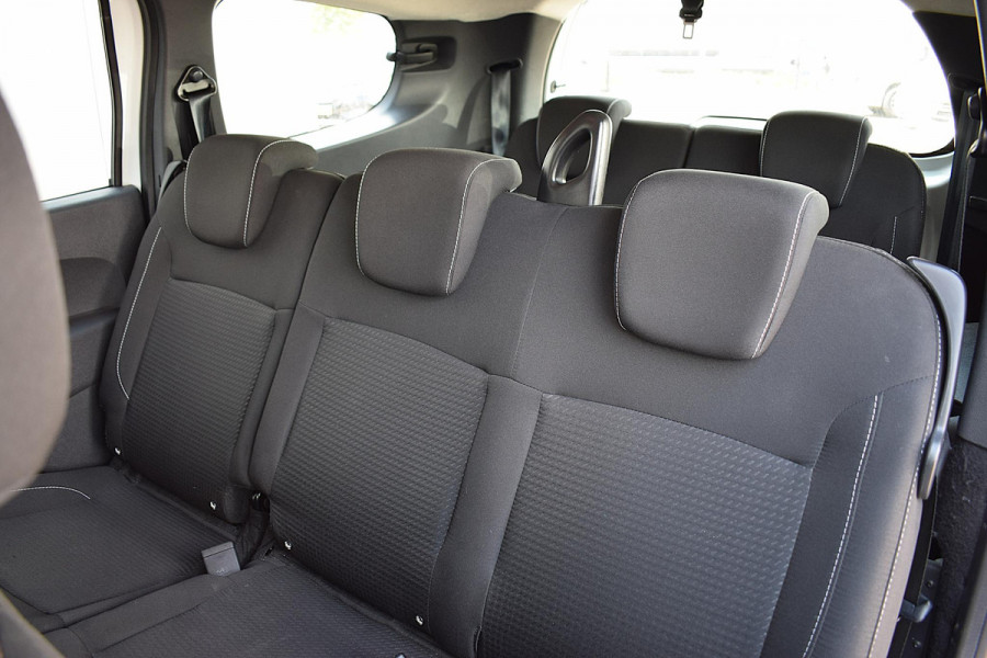 Dacia Lodgy 1.3 TCe Comfort 7p. | Trekhaak | Apple Carplay | Camera | Cruise
