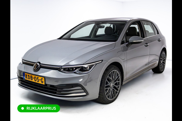 Volkswagen Golf 1.4 eHybrid Style | Standkachel | Stuur-, Stoel- & Achterbankverw. | Adap. Cruise | Travel assist | Camera, Ergo Active stoel met massage, IQ Led
