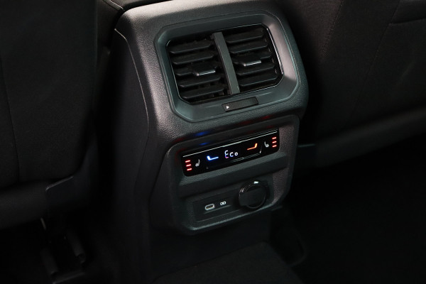 Volkswagen Tiguan 1.4 TSI eHybrid ACC Carplay Navi PDC