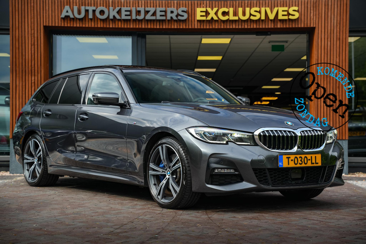 BMW 3 Serie Touring 330e High Executive M Sport Panodak Harman Kardon HUD Leer Alcantara