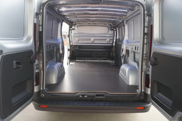 Renault Trafic 2.0 Blue dCi 130PK T30 L2H1 Advance nr. V065 | Airco | Cruise | Navi | Schuifdeur links en rechts