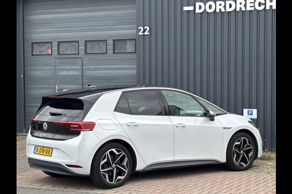 Volkswagen ID.3 First Plus 58 kWh |SOH 88,88%I|TREKHAAK|CAMERA|STOELSTUURVERW|