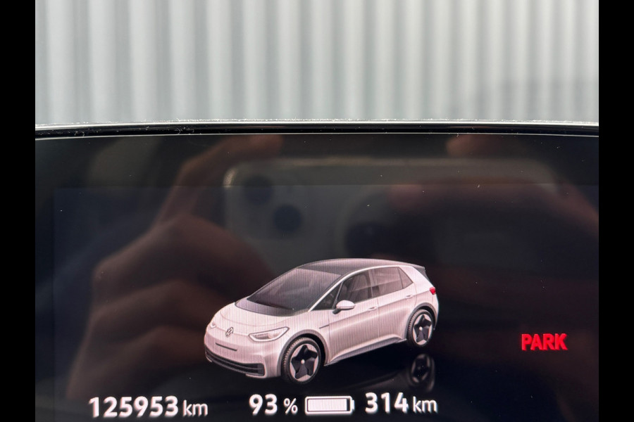 Volkswagen ID.3 First Plus 58 kWh |SOH 88,88%I|TREKHAAK|CAMERA|STOELSTUURVERW|