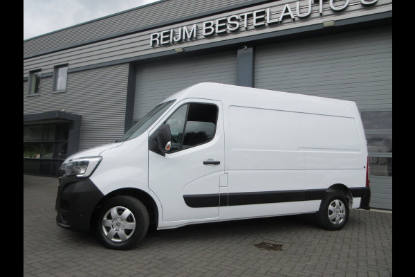 Renault Master T35 2.3 dCi, 150pk, L2H2, Airco, Navigatie, Camera, PDC.