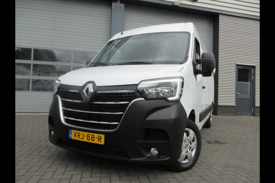 Renault Master T35 2.3 dCi, 150pk, L2H2, Airco, Navigatie, Camera, PDC.