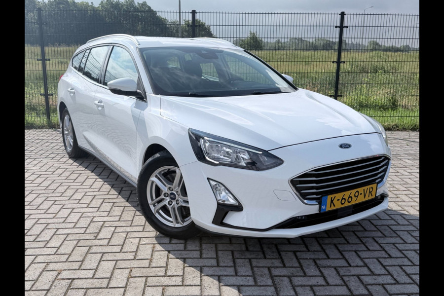 Ford FOCUS Wagon 1.0 EcoBoost Hybrid Trend Edition Business | Trekhaak | camera | PDC | Carplay |