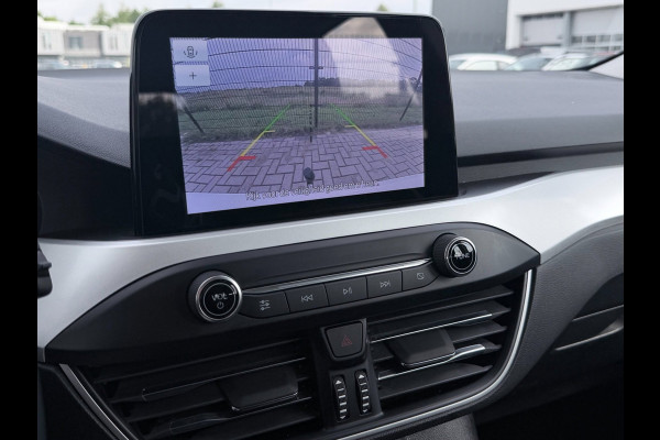 Ford FOCUS Wagon 1.0 EcoBoost Hybrid Trend Edition Business | Trekhaak | camera | PDC | Carplay |