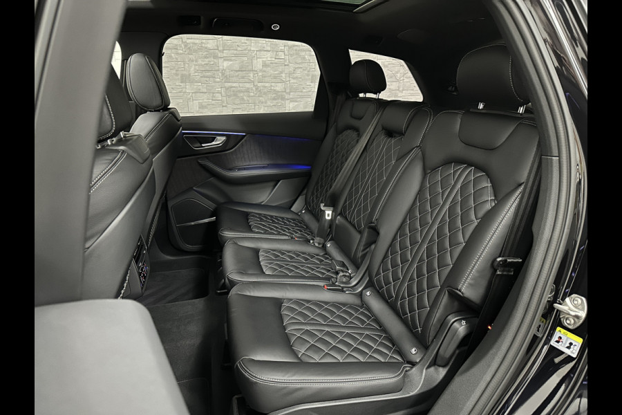 Audi Q7 50 TDI 7-Persoons S-Line | RS Leder | 360 Camera | Trekhaak | ACC | Panorama | B&O Sound | Head-Up | 73426,= Ex btw | Soft-Close | Matrix-LED | 4-Zone Clima | Stoelverwarming V+A | Keyless-Entry | Standkachel | Luchtvering | Tour-Pakket | Memory | Sfeerverlichting | Stuurverwarming | Autom. Parkeren | Carplay |