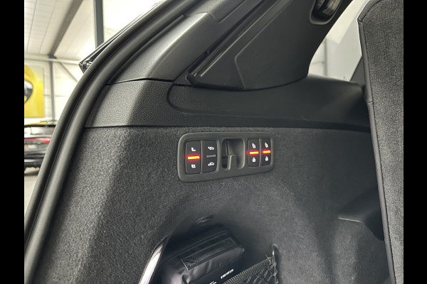 Audi Q7 50 TDI 7-Persoons S-Line | RS Leder | 360 Camera | Trekhaak | ACC | Panorama | B&O Sound | Head-Up | 73426,= Ex btw | Soft-Close | Matrix-LED | 4-Zone Clima | Stoelverwarming V+A | Keyless-Entry | Standkachel | Luchtvering | Tour-Pakket | Memory | Sfeerverlichting | Stuurverwarming | Autom. Parkeren | Carplay |