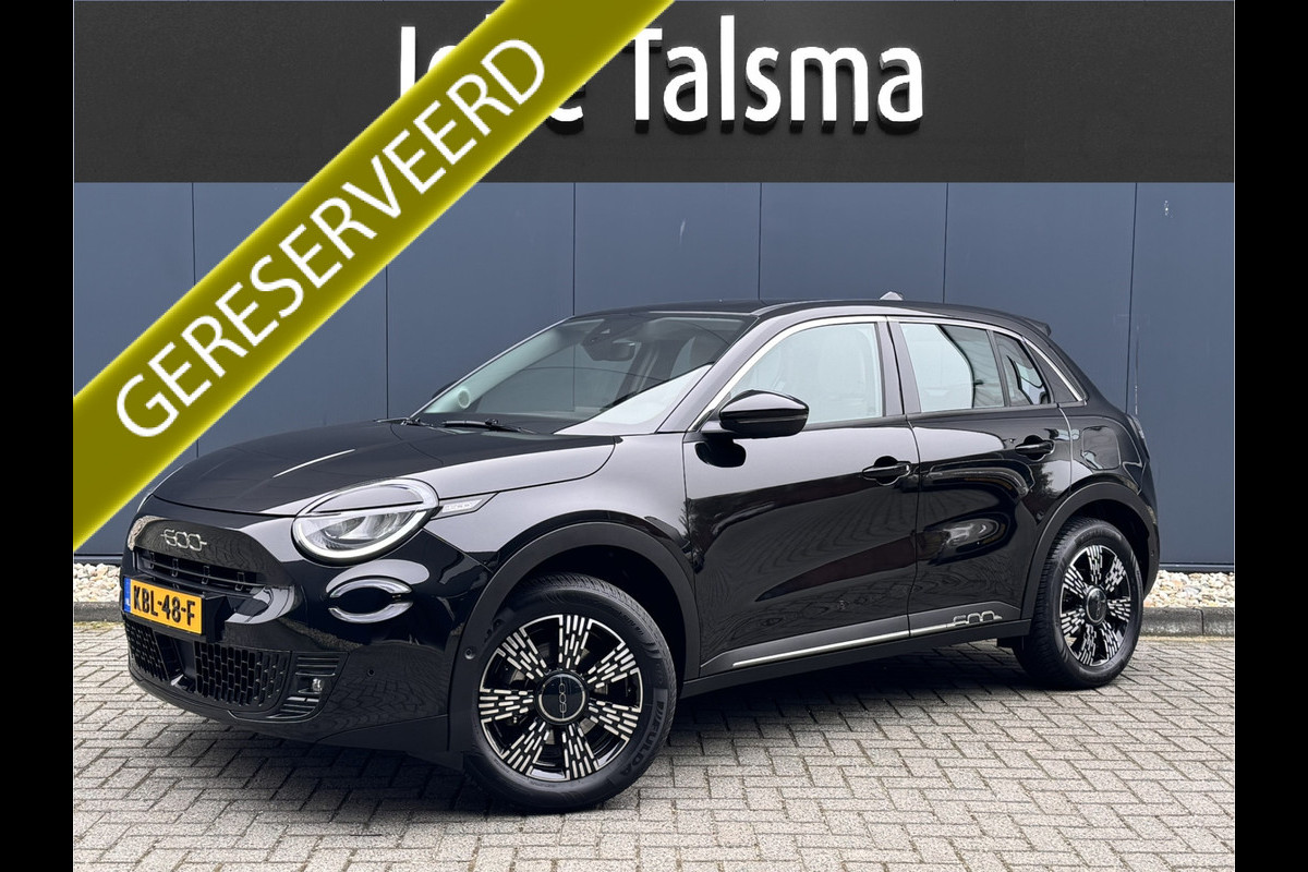 Fiat 600 1.2 Hybrid Urban | Automaat | LED | Camera | Carplay | Cruise control | Schakelpaddles