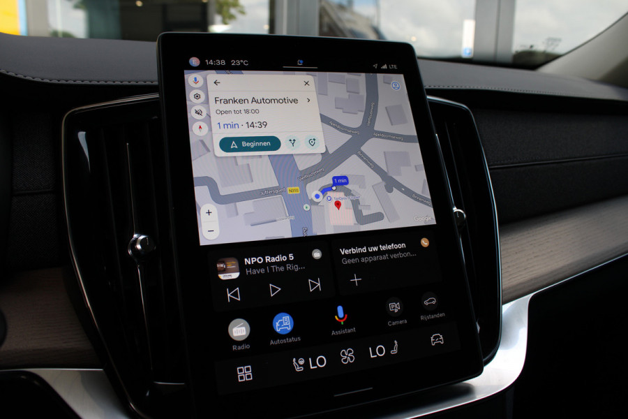 Volvo XC90 2.0 T8 Plug-in hybrid AWD Plus Bright | Luchtvering | Ventilatie | Trekhaak | 360 Camera