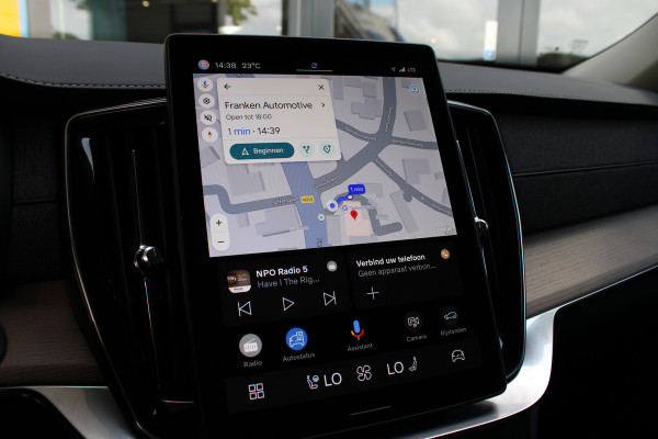 Volvo XC90 2.0 T8 Plug-in hybrid AWD Plus Bright | Luchtvering | Ventilatie | Trekhaak | 360 Camera