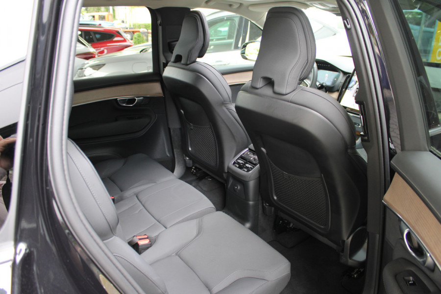 Volvo XC90 2.0 T8 Plug-in hybrid AWD Plus Bright | Luchtvering | Ventilatie | Trekhaak | 360 Camera