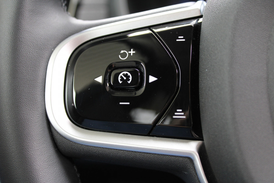 Volvo XC90 2.0 T8 Plug-in hybrid AWD Plus Bright | Luchtvering | Ventilatie | Trekhaak | 360 Camera