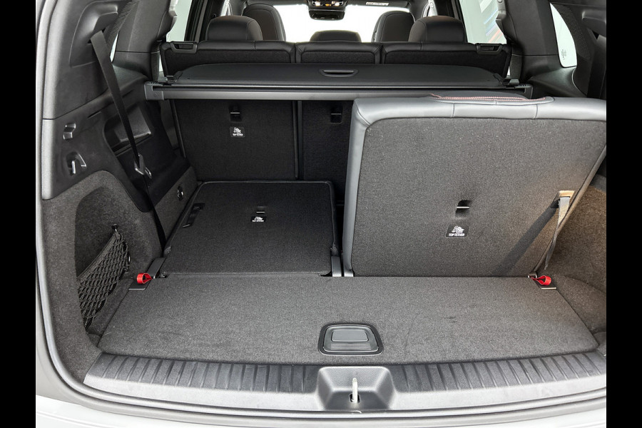 Mercedes-Benz Glb 250+ Business Solution AMG 7p. 85.5 kWh | Premium pakket | Winterpakket | Nightpakket | Parkeerpakket | Trekhaak | GUARD 360° | Warmtewerend, donkergetint glas | Vast panoramadak | 19” vijfspaaks lichtmetalen AMG-velgen |