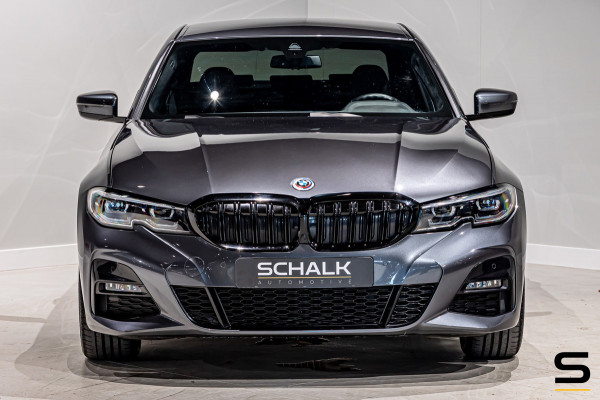BMW 3-serie 330e High Executive|M-sport|1eig|Cam|DealerOnder
