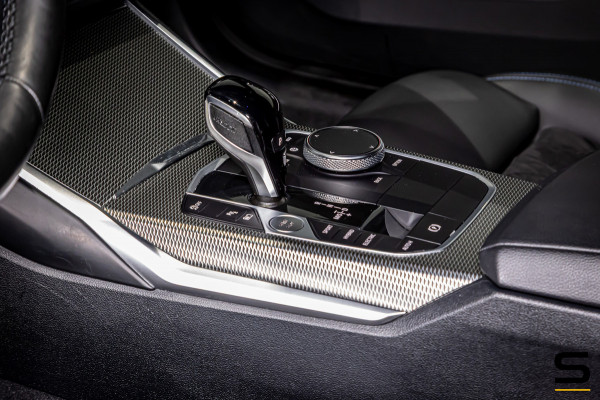 BMW 3-serie 330e High Executive|M-sport|1eig|Cam|DealerOnder