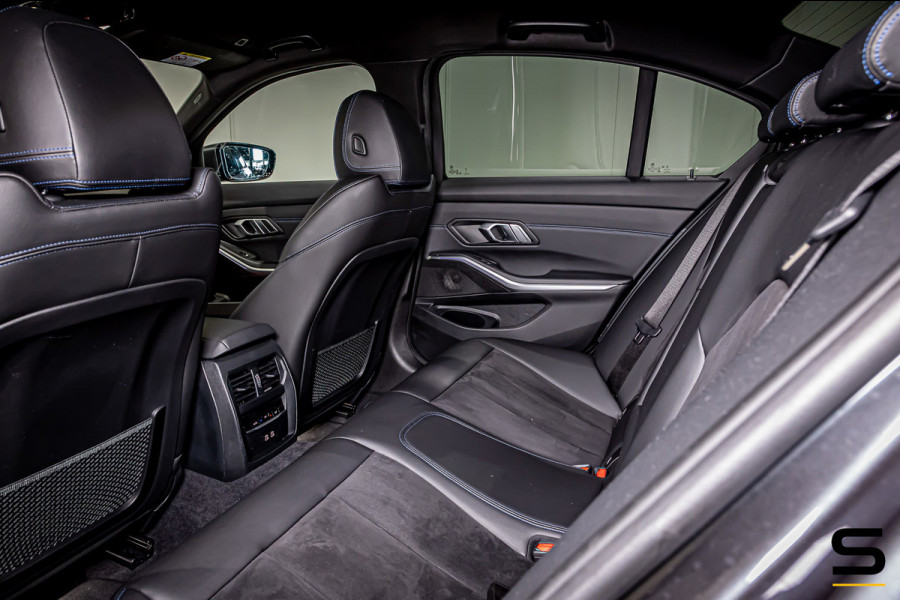 BMW 3-serie 330e High Executive|M-sport|1eig|Cam|DealerOnder