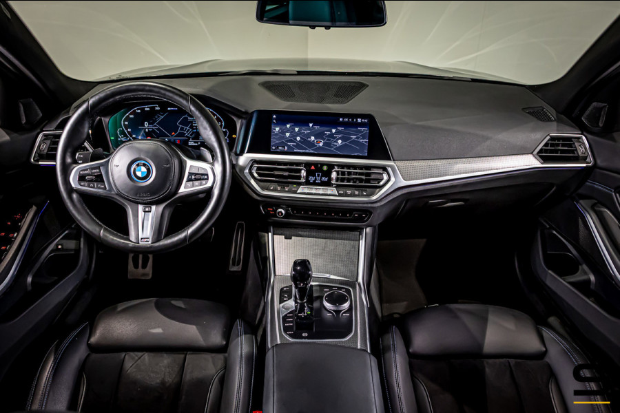BMW 3-serie 330e High Executive|M-sport|1eig|Cam|DealerOnder