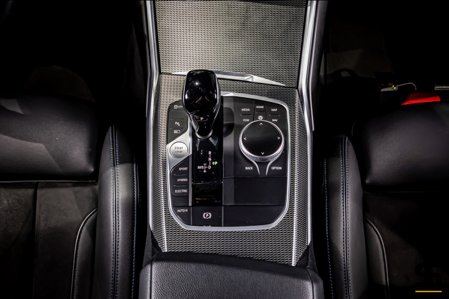 BMW 3-serie 330e High Executive|M-sport|1eig|Cam|DealerOnder