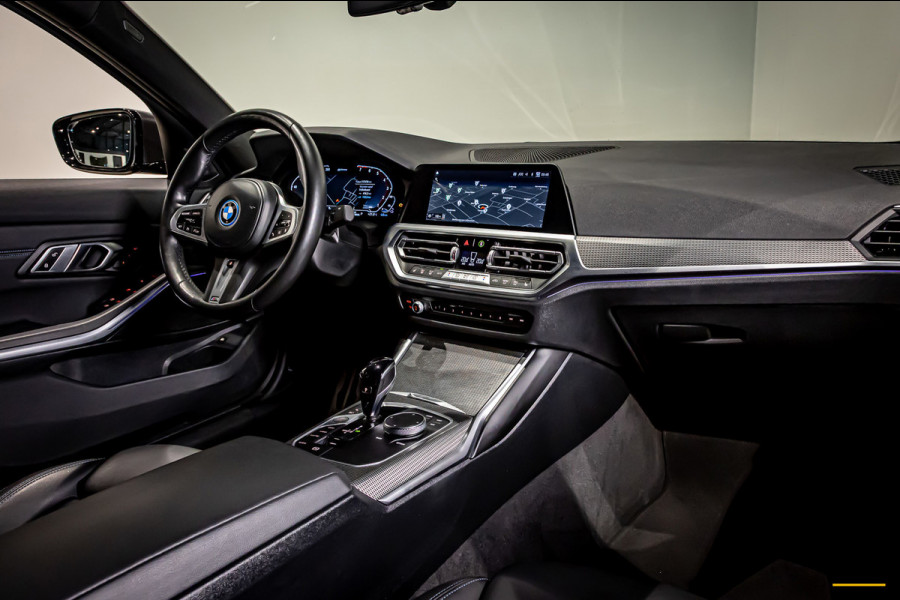 BMW 3-serie 330e High Executive|M-sport|1eig|Cam|DealerOnder