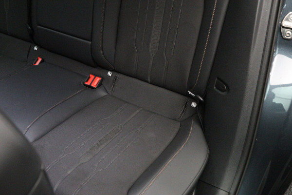 CUPRA Formentor 1.4 e-Hybrid 204 PK Performance PHEV, Panoramadak, Memory, Adap. Cruise Control