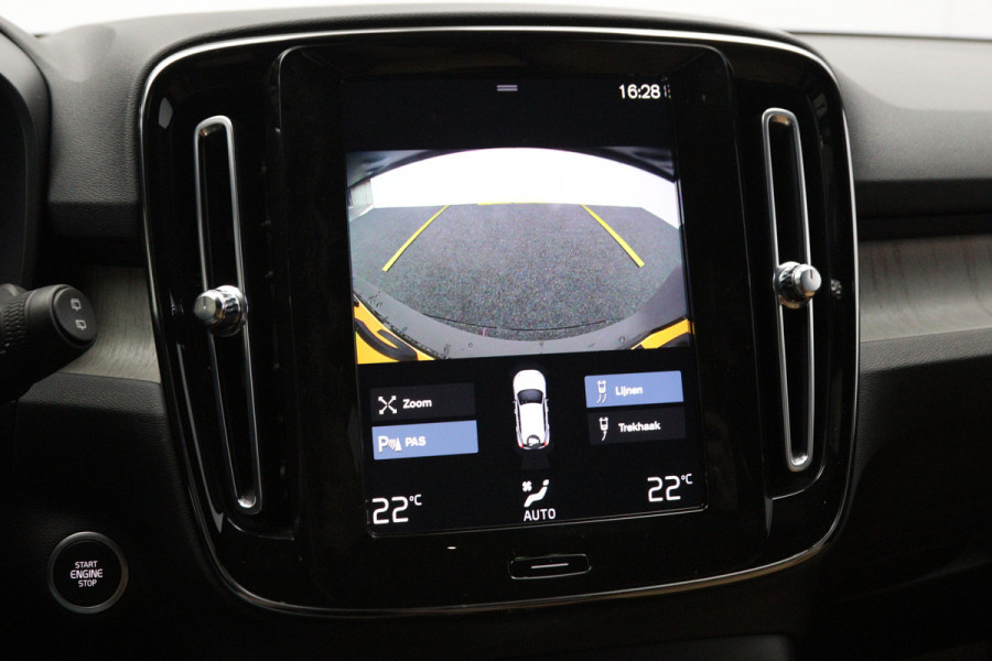 Volvo XC40 1.5 211 PK T4 Recharge Inscription PHEV, Leder, Trekhaak, Camera