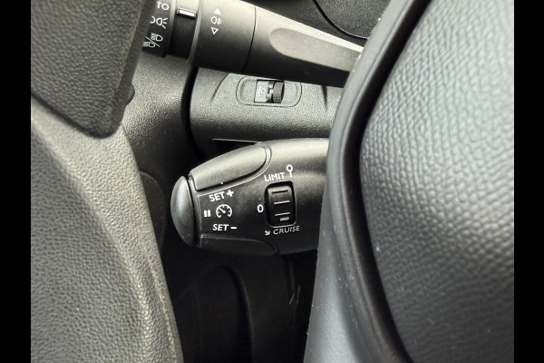 Peugeot Partner 1.5 BlueHDi 102 PK / L1H1 / 1e EIG. / AIRCO / CRUISE / CARPLAY / SCHUIFDEUR / ZEER NETJES!
