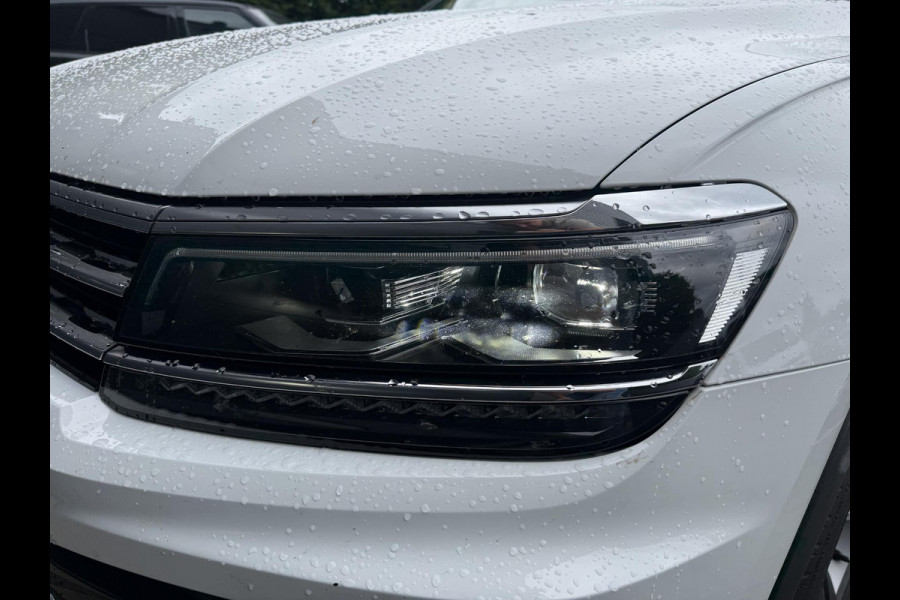 Volkswagen Tiguan 1.5 TSI DSG R-Line | Navigatie | Camera | Adaptive Cruise Control | LED | Carplay | Elektrische Achterklep |