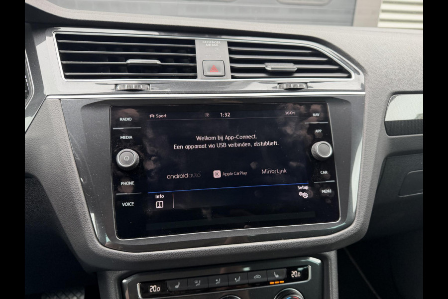 Volkswagen Tiguan 1.5 TSI DSG R-Line | Navigatie | Camera | Adaptive Cruise Control | LED | Carplay | Elektrische Achterklep |