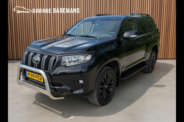 Toyota Land Cruiser 150 2.8 D-4D-F Professional Black line Window Van