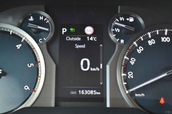 Toyota Land Cruiser 150 2.8 D-4D-F Professional Black line Window Van