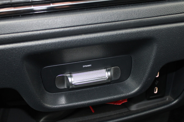 Mercedes-Benz Vito 119 CDI / Aut / Lang / DC / 2x Schuifdeur / Leer / Led / Camera / Vol Opties / NIEUWSTAAT