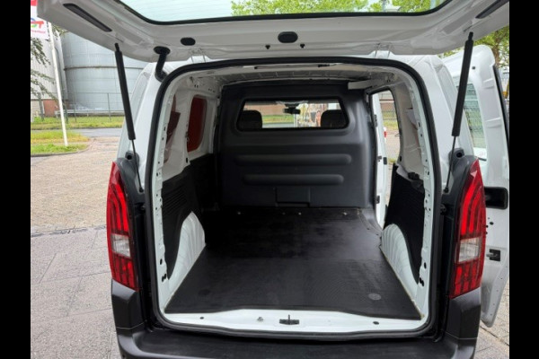 Peugeot Partner 1.5 BlueHDI Premium AIRCO I PDC I MULTIMEDIA I 1e EIGENAAR I COMPLETE ONDERHOUDSHISTORIE