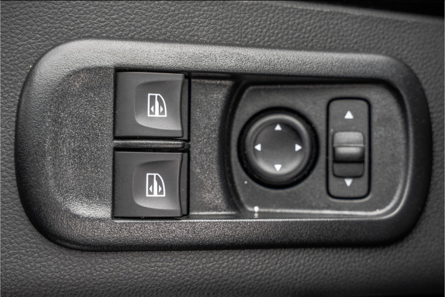 Renault Master 2.3dCi | Bakwagen met Laadklep | LED | Carplay | Camera | Cruise