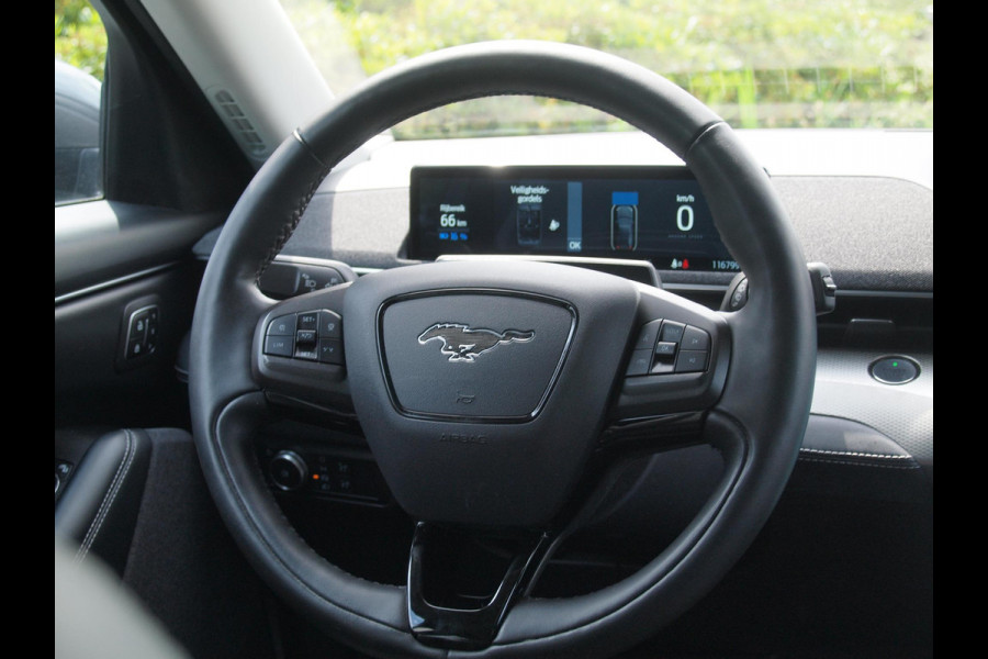 Ford Mustang Mach-E Extended RWD 98 kWh | Panoramadak | Bang & Olufsen | 360 Camera | Trekhaak | Apple Carplay |