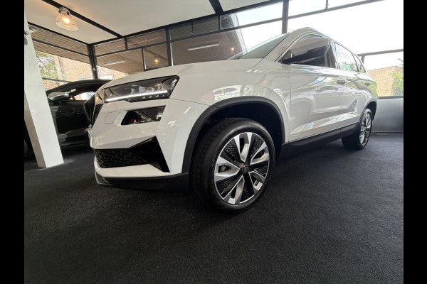 Škoda Karoq TSI 115PK SELECTION CARPLAY/LED/ECC