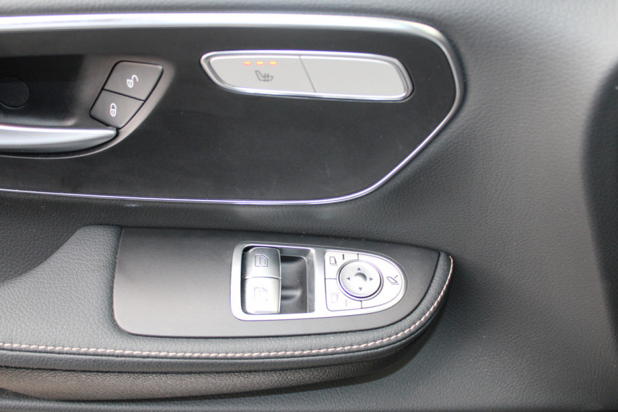 Mercedes-Benz Eqv 300 L2 / AMG / Luchtvering / Dubbele Cabine / Black Edition / 360 Camera / Vol Opties / NIEUWSTAAT