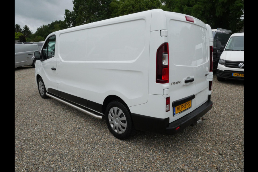 Renault Trafic 2.0 dCi 120PK, L2H1, Airco