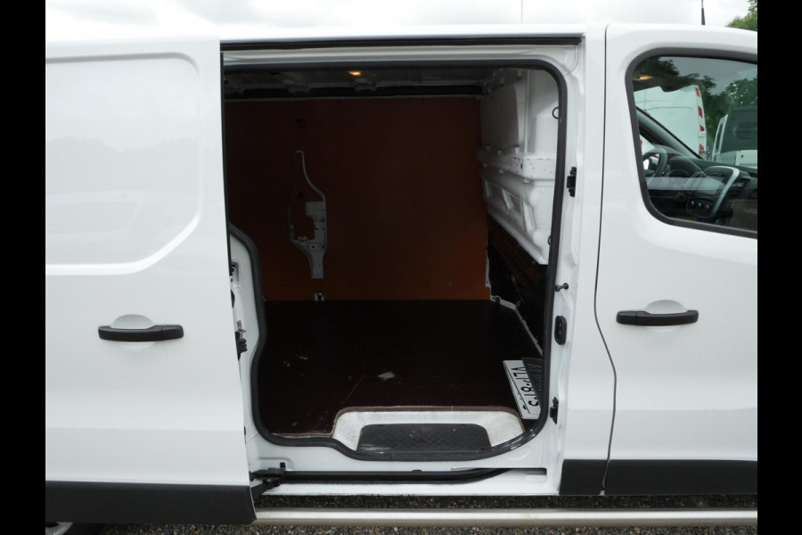 Renault Trafic 2.0 dCi 120PK, L2H1, Airco