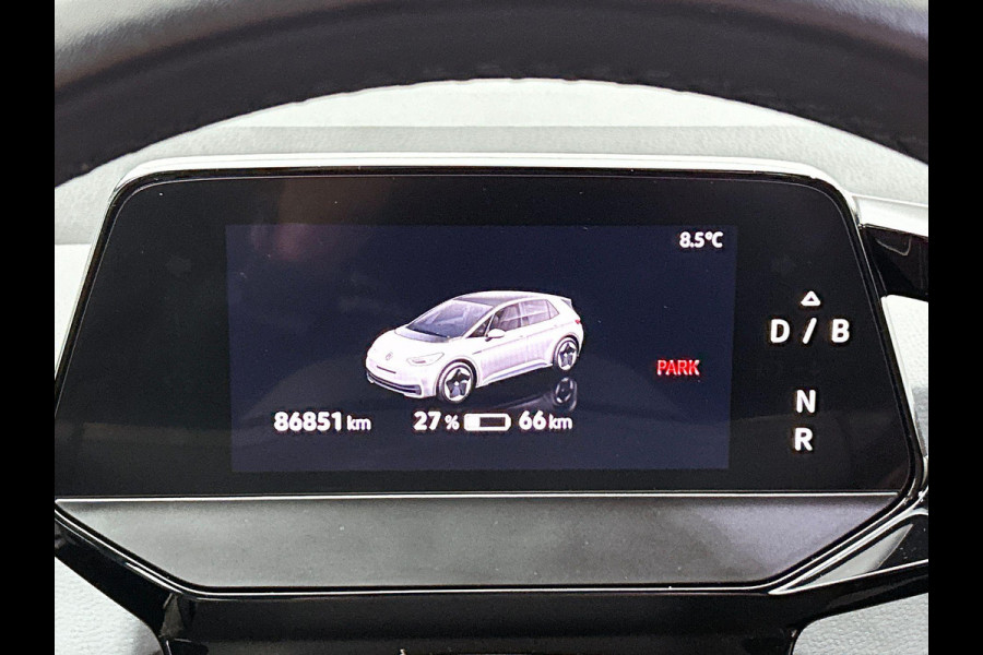 Volkswagen ID.3 Pro 58 kWh Climate Control Navigatie Carplay PDC VA + Camera 18" LM Velgen Adaptive Cruise Control Full LED