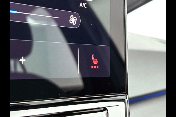 Volkswagen ID.3 Pro 58 kWh Climate Control Navigatie Carplay PDC VA + Camera 18" LM Velgen Adaptive Cruise Control Full LED
