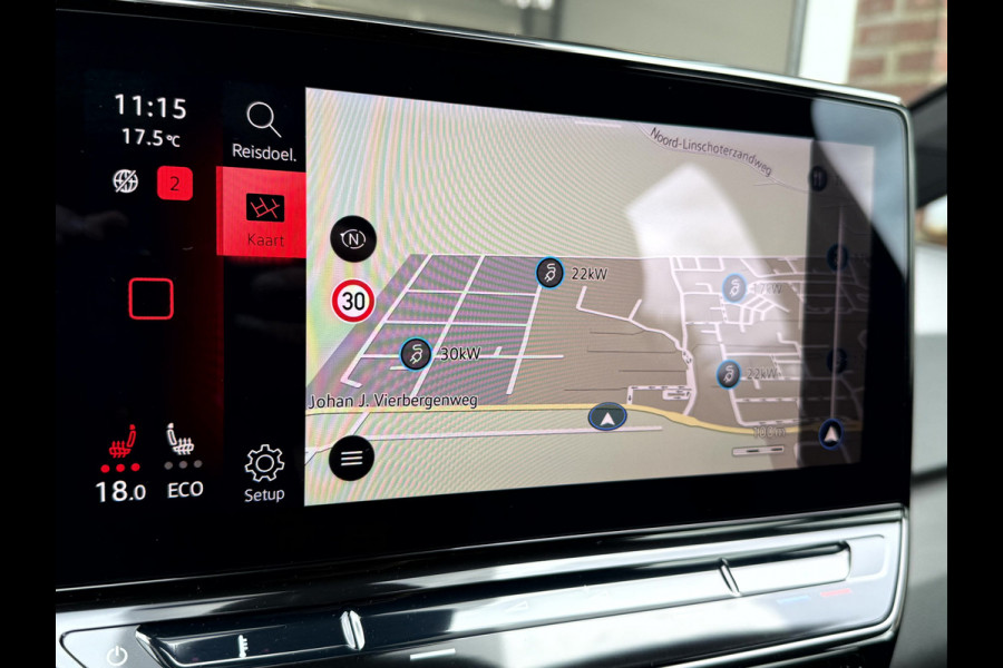 Volkswagen ID.3 First 58 kWh SOH 92.8%, Trekhaak, Stoel/Stuurverwarming, Sfeerverlichting