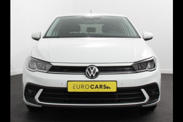 Volkswagen Polo 1.0 TSI Move Navigatie App Connect / Android Auto / Apple Carplay Climate Control Parkeer sensoren Lichtmetalen Velgen Dab Digitale Cockpit