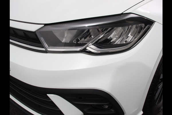 Volkswagen Polo 1.0 TSI Move Navigatie App Connect / Android Auto / Apple Carplay Climate Control Parkeer sensoren Lichtmetalen Velgen Dab Digitale Cockpit