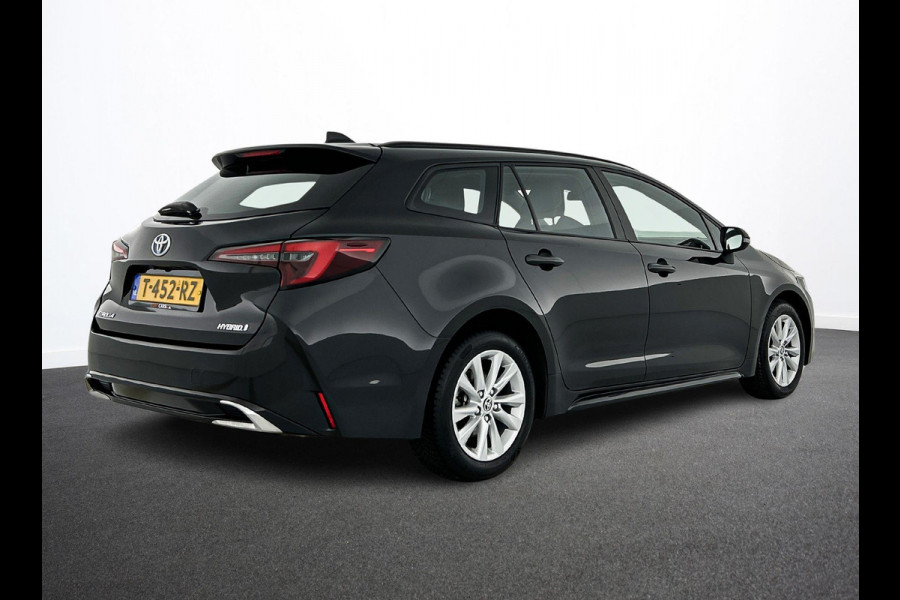 Toyota Corolla Touring Sports 1.8 Hybrid Automaat Active Navigatie  Apple Carplay/Android Auto Camera  Parkeersensoren Adaptive Cruise Control Full Led Climate Control  Lichtmetalen velgen
