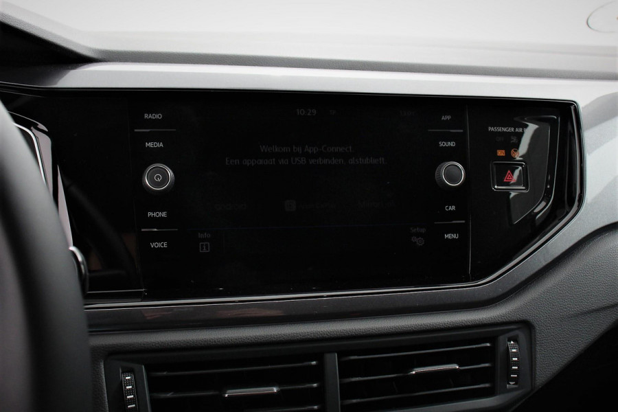 Volkswagen Polo 1.0 TSI 116pk Highline Climate Control  Navigatie  Apple Carplay/Android auto  Camera  Stoelverwarming  Adaptive Cruise Control  Dab  Led